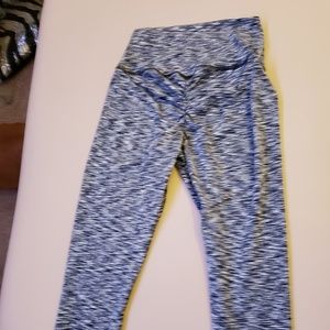 Scrunch butt leggings